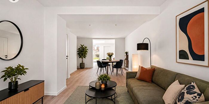 Ernest Solvaystraat, Ronse : Maison 3 pièces à vendre