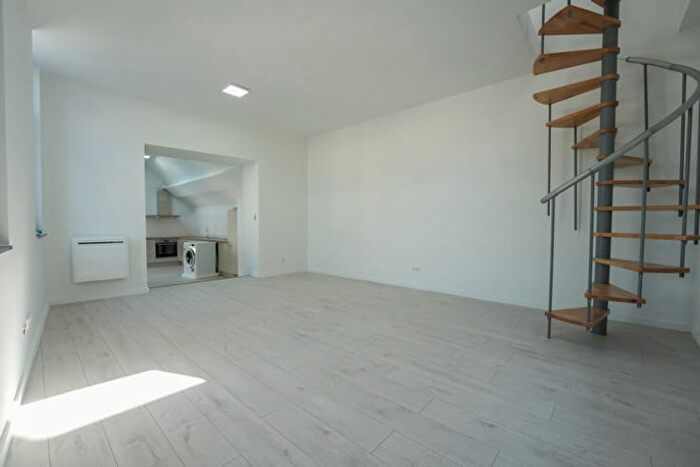 Rue Entre Deux Portes, Huy : Appartement 1 pièce à vendre