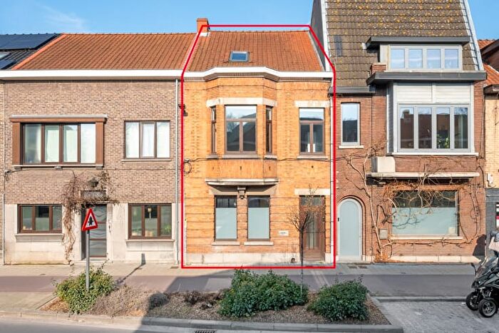 Lourdesstraat, Oostakker - Maison 17 pièces à vendre