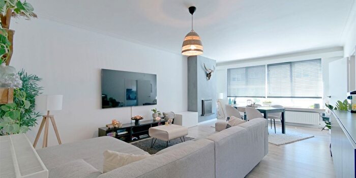 Appartement 2 pièces à Meidoorn, Mortsel, à vendre