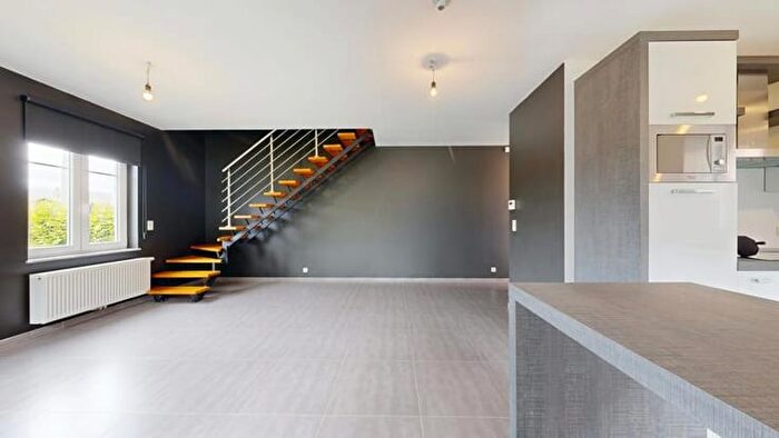 Rue de Fechereux, A : Appartement 2 pièces à louer