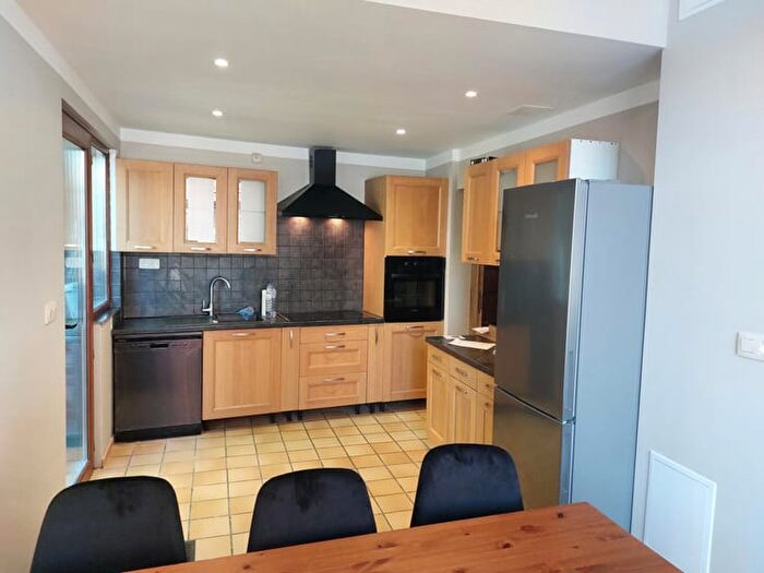 Chaussée de Waterloo, SaintServais - Appartement 11 pièces à louer