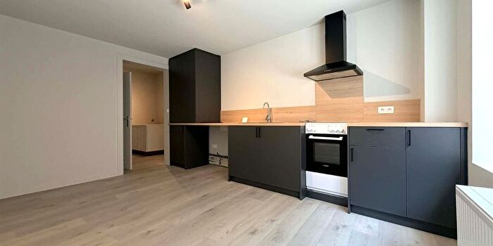Appartement 1 pièce à Rue du Bas Quartier, Tournai, à louer
