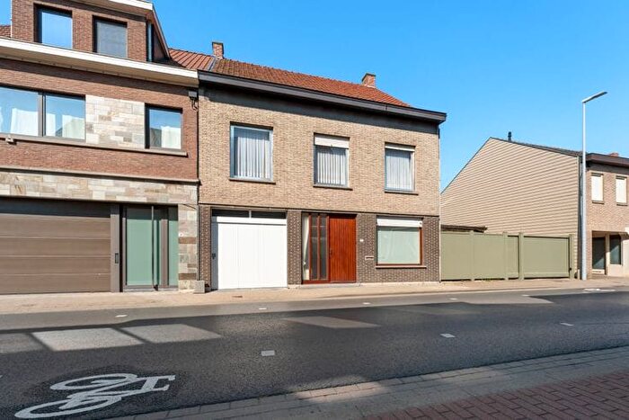 Maison 5 pièces à Moorselestraat, Wevelgem, à vendre