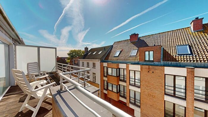 Appartement 7 pièces à Guido Gezellestraat, HeistaanZee, à vendre