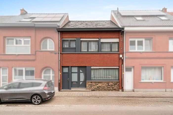 Maison 3 pièces à vendre à Schuttershofstraat, KapelleopdenBos