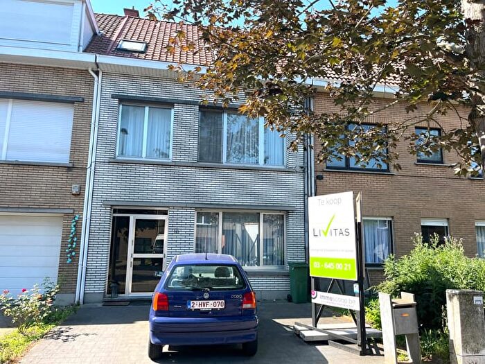 Flamingostraat, Merksem : Maison 3 pièces à vendre