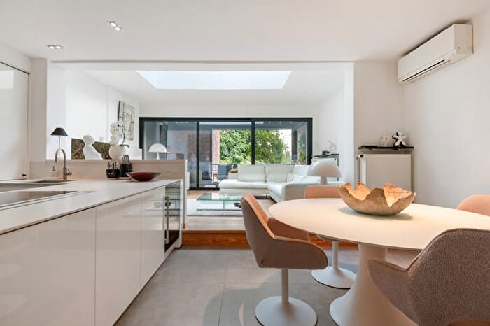 Maison 4 pièces à Jozef Verbovenlei, deurne, à vendre