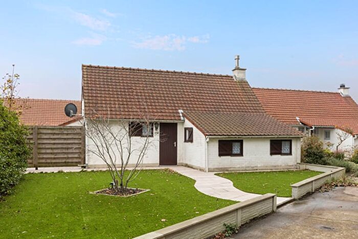 Maison 1 pièce à Duinhoekstraat, Adinkerke, à vendre