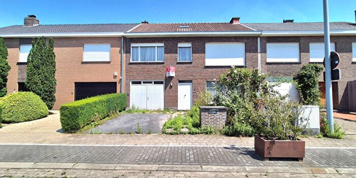 Roeselare, WestVlaanderen - Maison 4 pièces à vendre