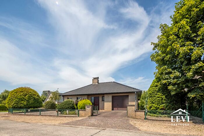 Maison 2 pièces à vendre à Koning Leopold IIIlaan, Lochristi