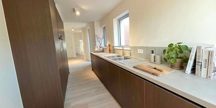 Kruisstraat, Izegem : Maison 3 pièces à vendre