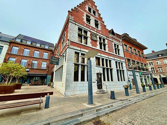 Maison 8 pièces à vendre à Grand'Place, ATH