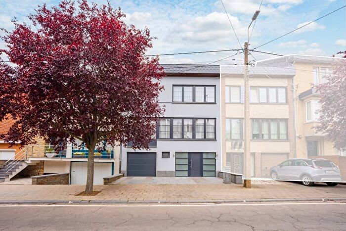 Maison 3 pièces à vendre à Avenue Emile Vandervelde, WAREMME