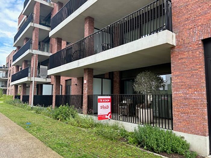 Appartement 3 pièces à vendre à Schaluinveld, E