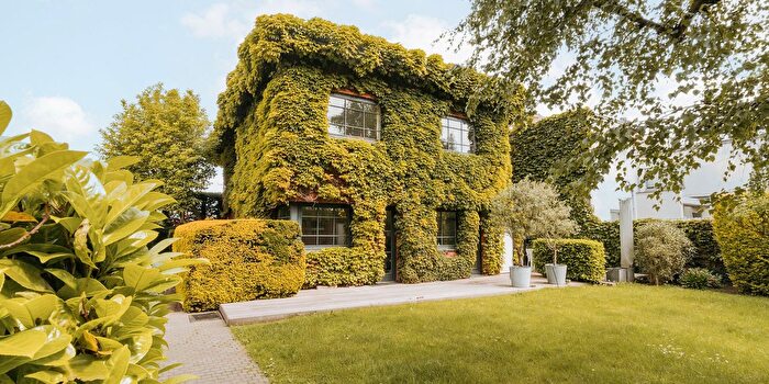 Maison 6 pièces à vendre à Jules Moretuslei, Wilrijk