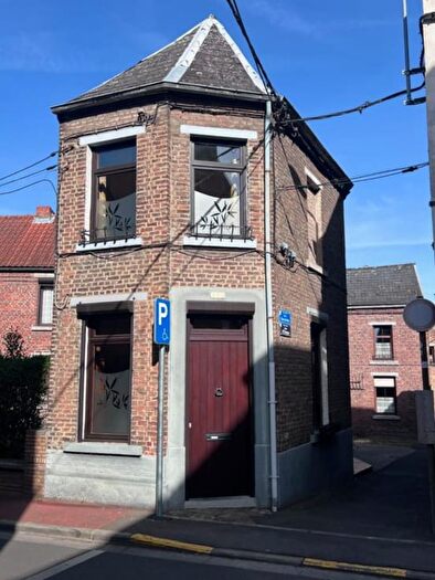 Rue des Canadiens, Dour : Maison 2 pièces à vendre