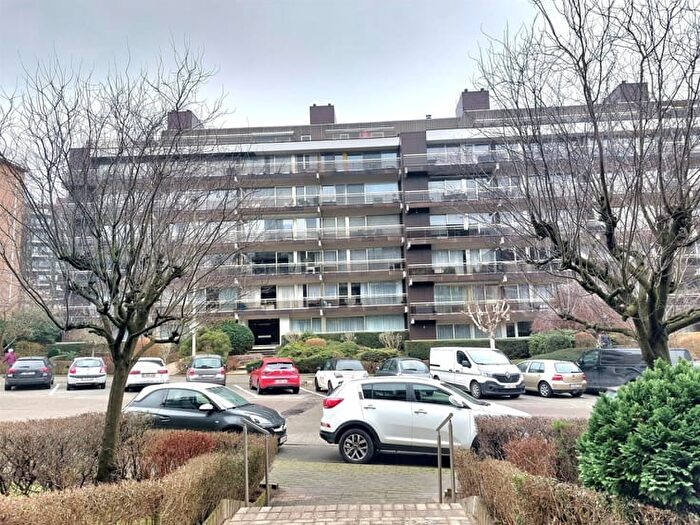 Appartement 1 pièce à Jozef van Elewijckstraat, STROMBEEKBEVER, à louer