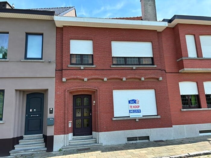 Maison 3 pièces à weggevoerdenstraat, Tienen, à vendre