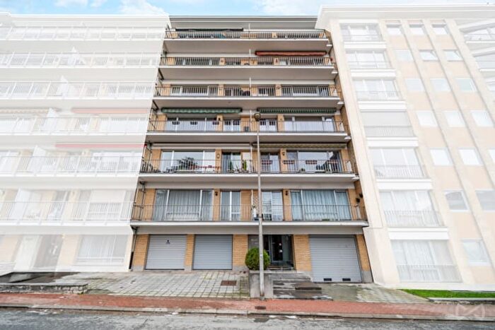 Rue d'Italie, Brainelecomte : Appartement 10 pièces à vendre