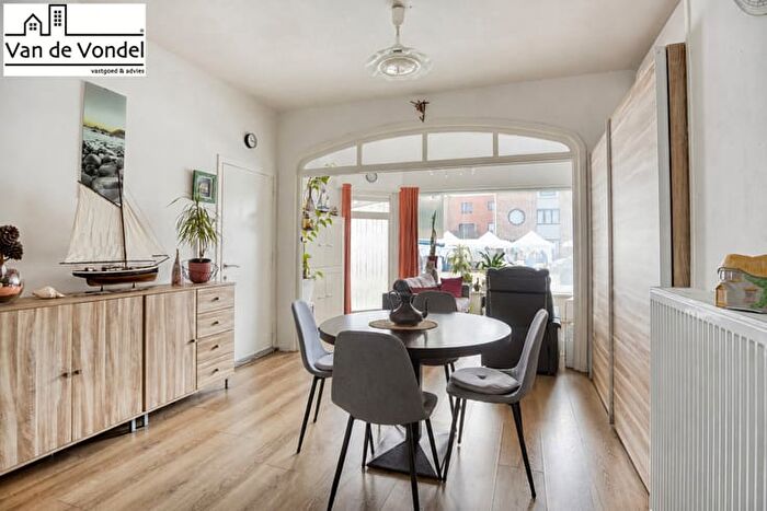 Appartement 1 pièce à vendre - Jaak van Buggenhoutlaan, GV