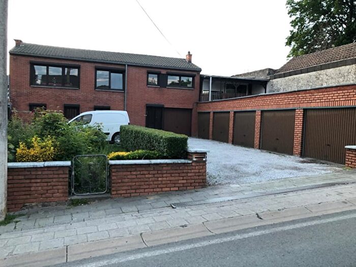 Chaussée De Courcelles, Gosselies : Maison 2 pièces à vendre