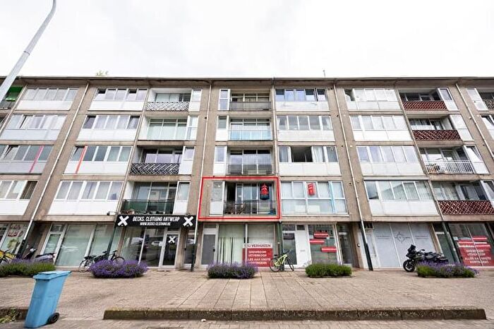 Bisschoppenhoflaan, Deurne : Appartement 2 pièces à vendre