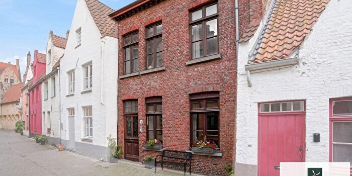 Helmstraat, Brugge : Maison 3 pièces à vendre