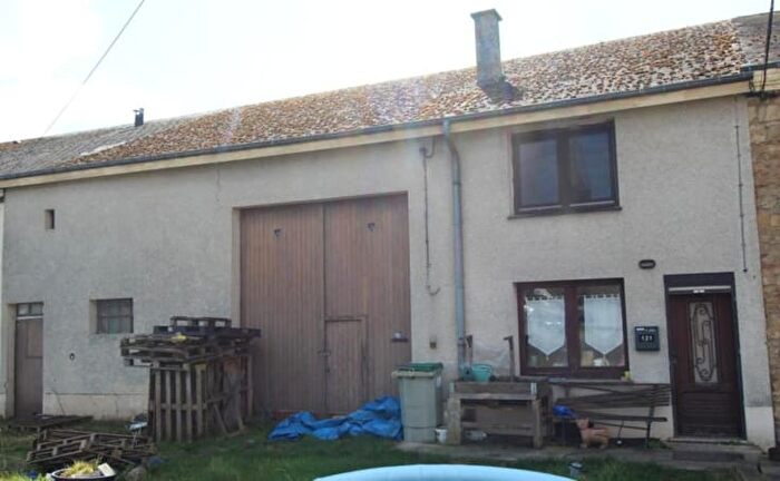 Maison 3 pièces à vendre à Place de l'Eglise, Gérouville
