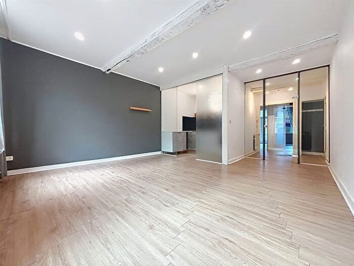 Appartement 2 pièces à Rue Agimont, Liège, à vendre