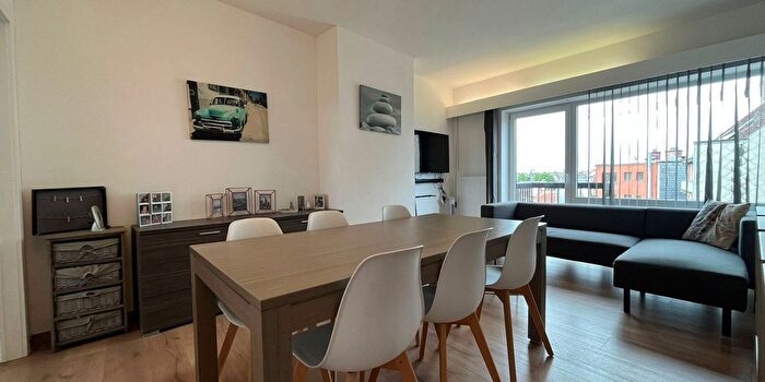 SintHubrechtsstraat, Roeselare : Appartement 2 pièces à vendre