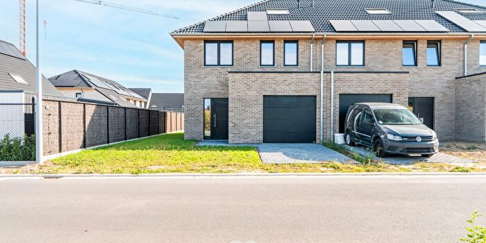 Gendarmeriestraat, Ruien - Maison 4 pièces à vendre