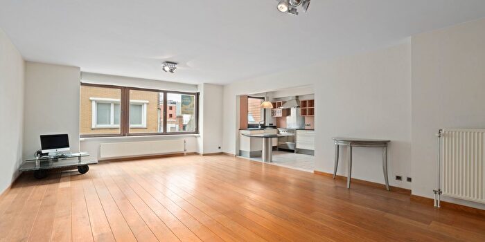 Appartement 3 pièces à Brabantstraat, Oostende, à vendre