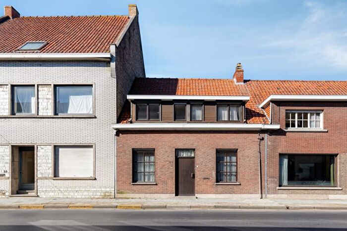 Maison 12 pièces à vendre à Esenstraat, Kortemark