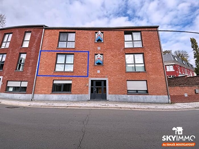 Rue de l'Hôtel Communal, A : Appartement 2 pièces à vendre