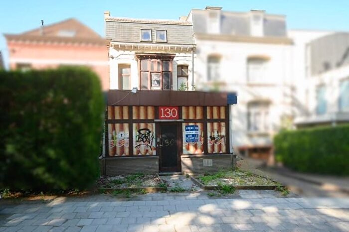 Avenue de Maire, Tournai : Maison 1 pièce à vendre