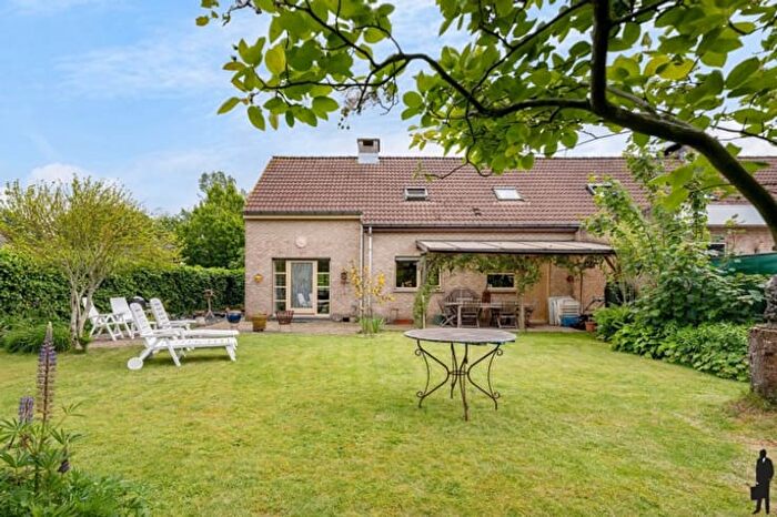 Maison 3 pièces à Meester Vorsselmanslaan, Kalmthout, à vendre