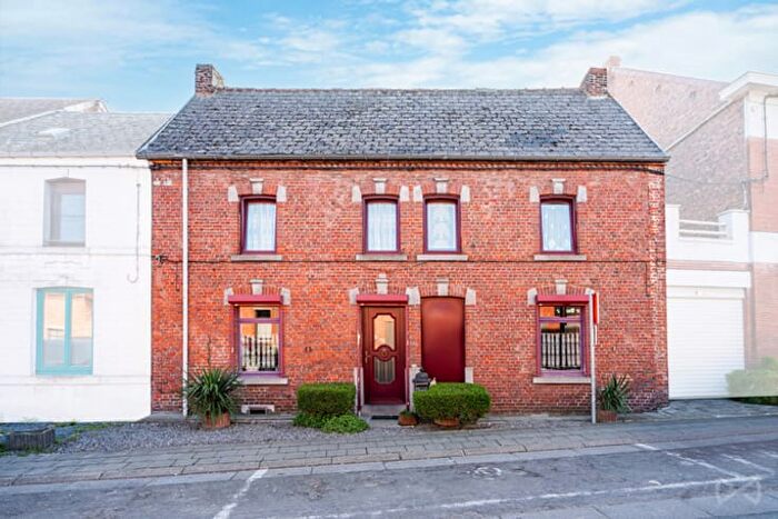Pavé de warquignies, Colfontaine : Maison 11 pièces à vendre