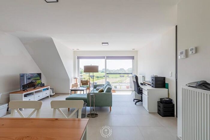 Appartement 9 pièces à louer - Blokstraat A, SintGillisWaas