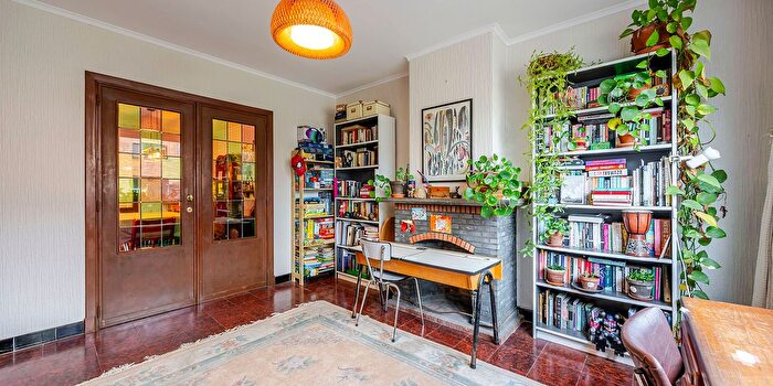 Maison 4 pièces à Toekomststraat, SintKruis, à vendre