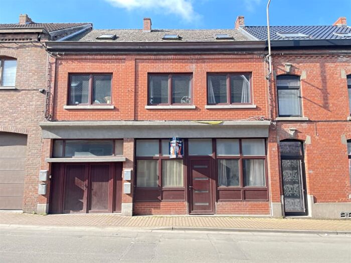 Rue de Pâturages, COLFONTAINE : Maison 4 pièces à vendre