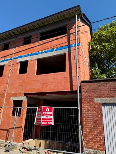 Maison 3 pièces à vendre à Rue des Dochards, Marchienne au Pont
