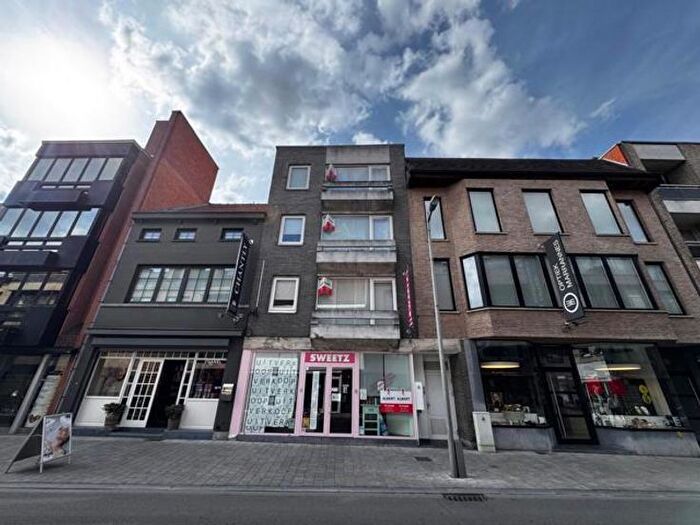 Appartement 6 pièces à vendre à Marktstraat, Izegem