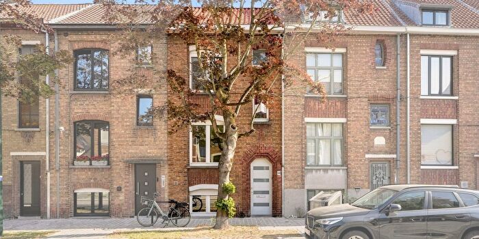 Karel de Stoutelaan, Brugge : Maison 4 pièces à vendre