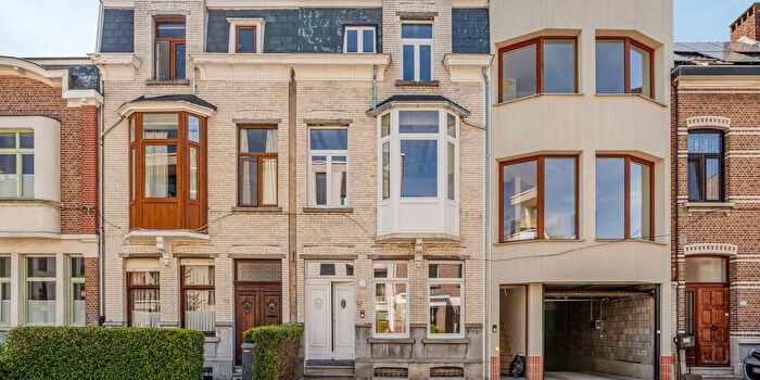 Maison 4 pièces à Van den Hautelei, Deurne, à vendre