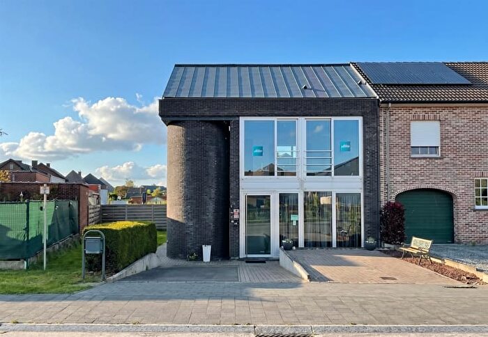 Maison 4 pièces à vendre à Oostdijk, KAPELLEOPDENBOS