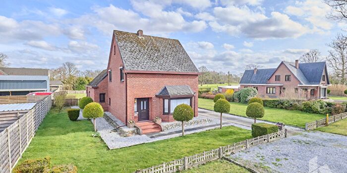 Kerkhovensesteenweg, Hechtel : Maison 3 pièces à vendre