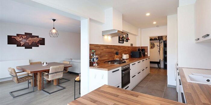Maastrichtersteenweg, Hasselt : Appartement 2 pièces à vendre