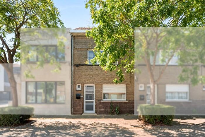 Maison 3 pièces à vendre à Posthoornstraat, Aalst