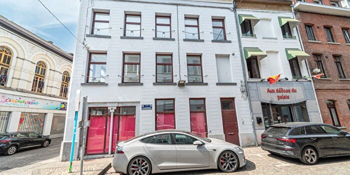 Binche, Henegouwen : Appartement 2 pièces à vendre